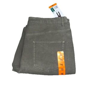 NWT Women's Green 32 DEGREES COOL Sweatpant Jeans Size 16